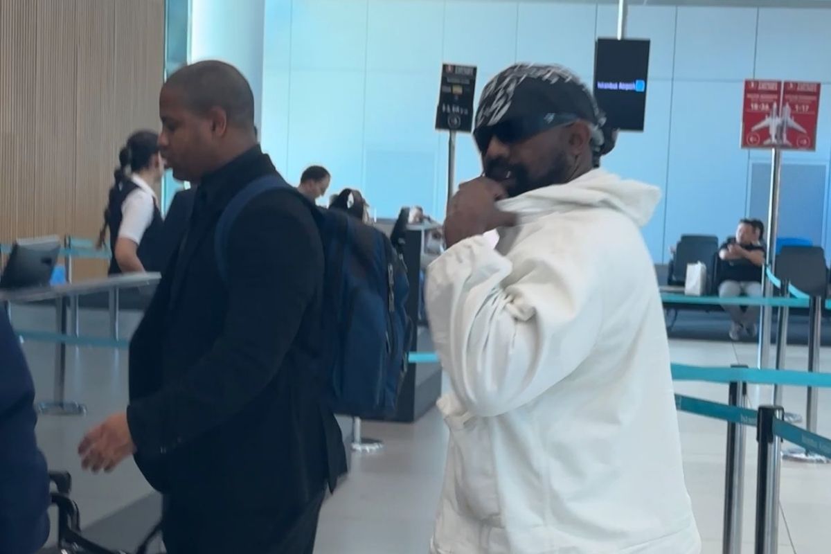 Moskova'dan Berlin'e geçen Kenya West İstanbul Havalimanı'nda görüntülendi