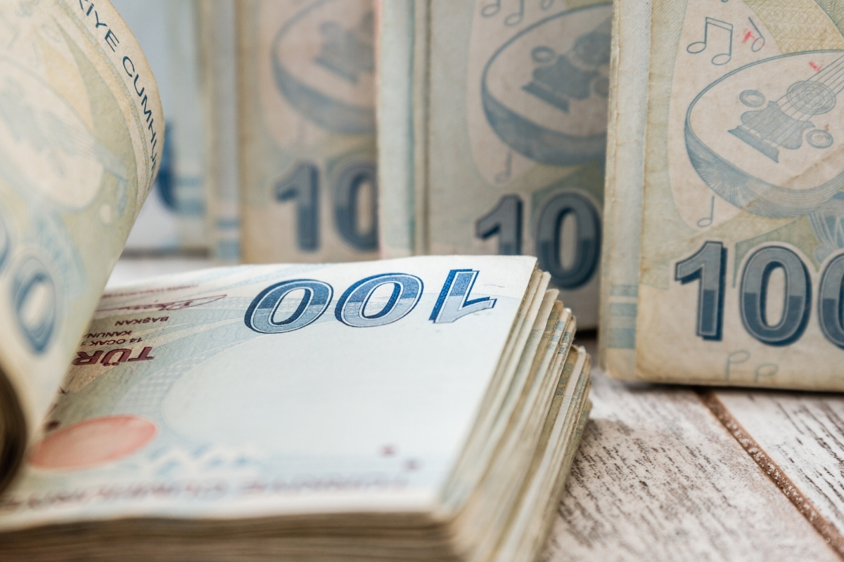 Bankalar arasında TL mevduat faiz oranları arası fark oldukça açıldı