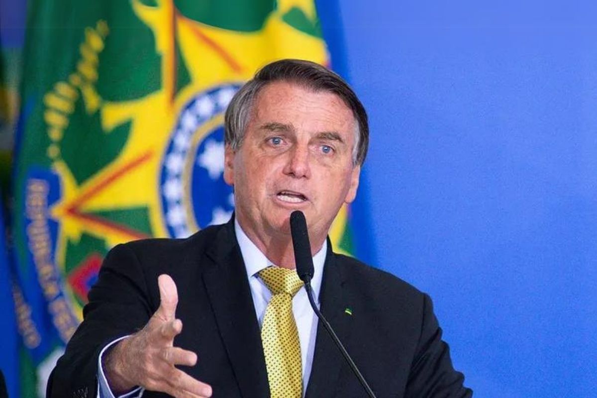 Brezilya'da, Eski Devlet Başkanı Bolsonaro'ya "kara para aklama" suçlaması