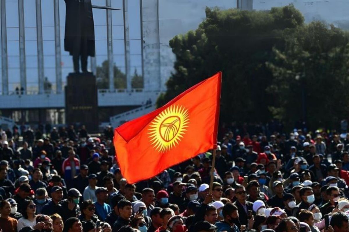Kırgızistan'da darbe girişimi engellendi