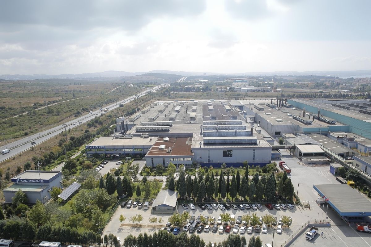 Kibar Holding de "Eşit ücret sertifikası" almaya hak kazandı