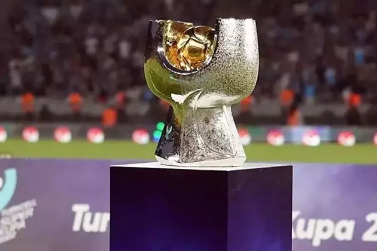 Galatasaray ile Beşiktaş arasındaki Süper Kupa maçı 3 Ağustos'ta Atatürk Stadyumu'nda oynanacak