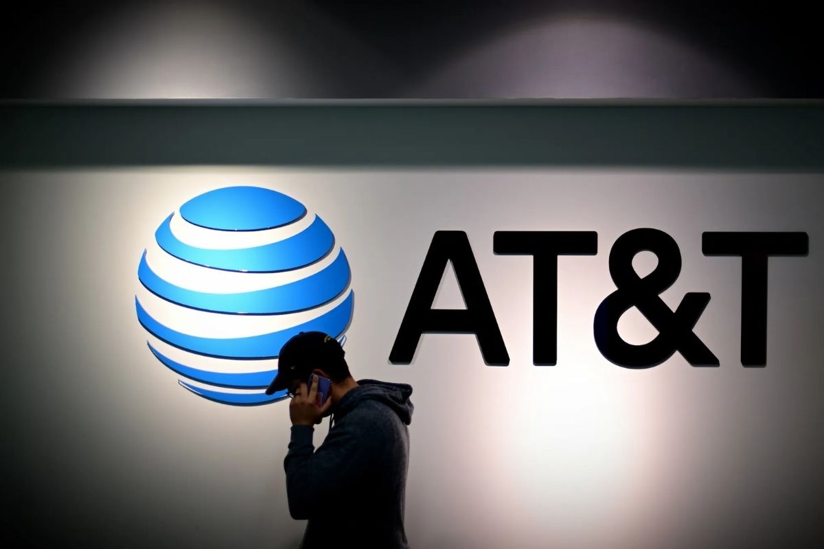 ABD'li telekomünikasyon devi AT&T, 2022'de neredeyse tüm müşterilerinin verilerinin çalındığını açıkladı