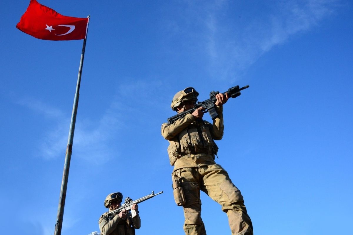 Irak'ın ve Suriye'nin kuzeyinde 17 PKK/YPG'li terörist etkisiz hale getirildi