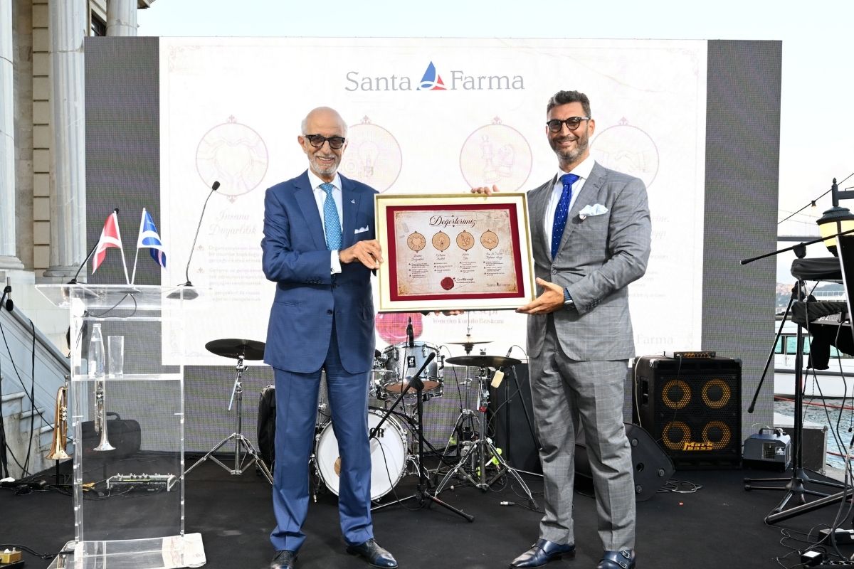 Santa Farma İlaç'ta üçüncü kuşak dönemi başlıyor