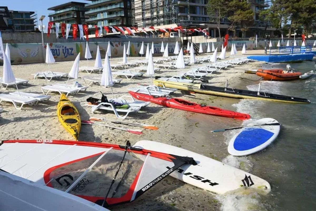 Tuzla Halk Plajı, yeniden kullanıma açıldı