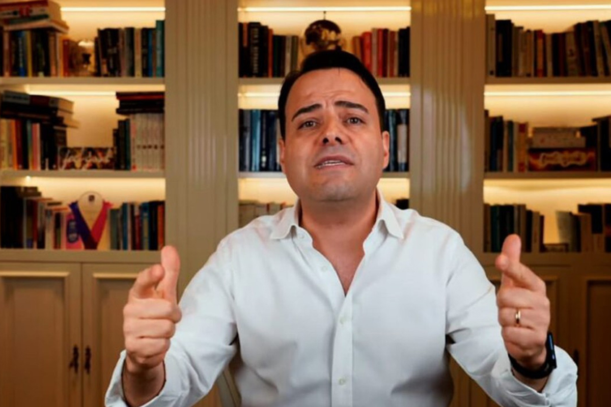 Özgür Demirtaş'a tehdit: Bir nefes kadar çok yakınınızdayız