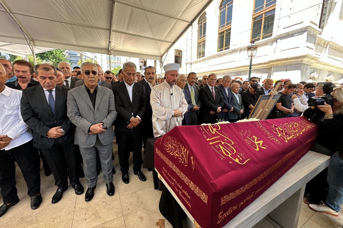 İbrahim Polat'a veda: İş dünyası cenazede buluştu