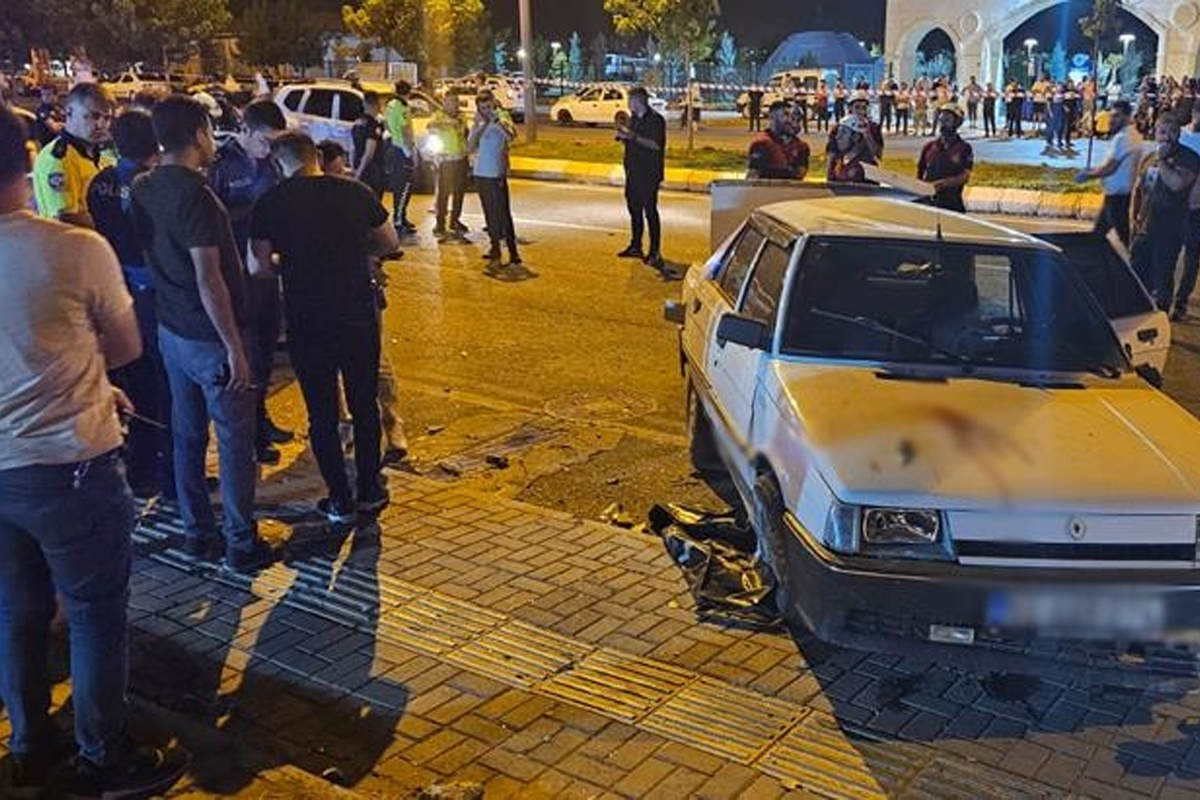 Şanlıurfa'da kontrolden çıkan aracın çarptığı 5 çocuk yaşamını yitirdi