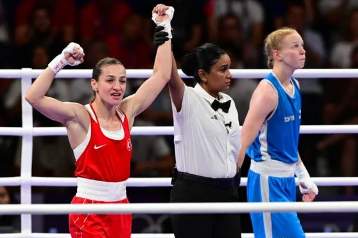 Buse Naz Çakıroğlu, Paris Olimpiyat Oyunları'nda yarı finale yükseldi
