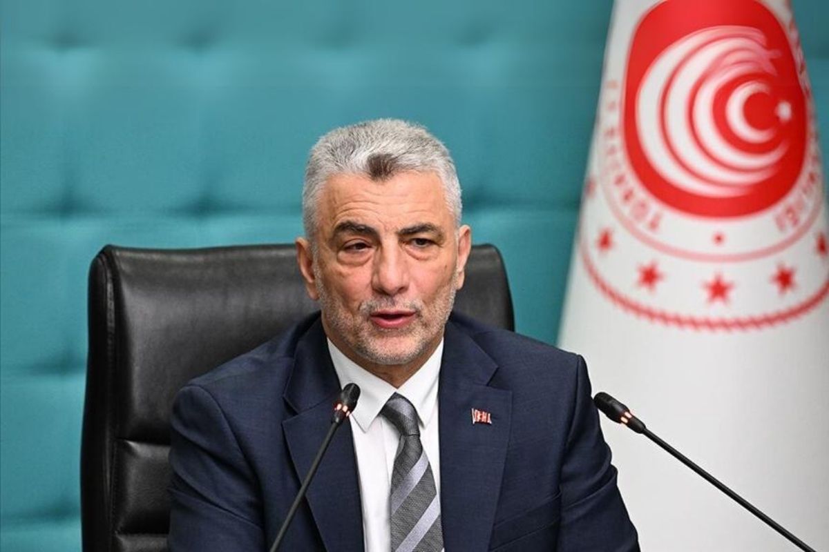 Ticaret Bakanı Ömer Bolat: Instagram'dan doğrudan yapılan satışlar e-ticaret kapsamında değil