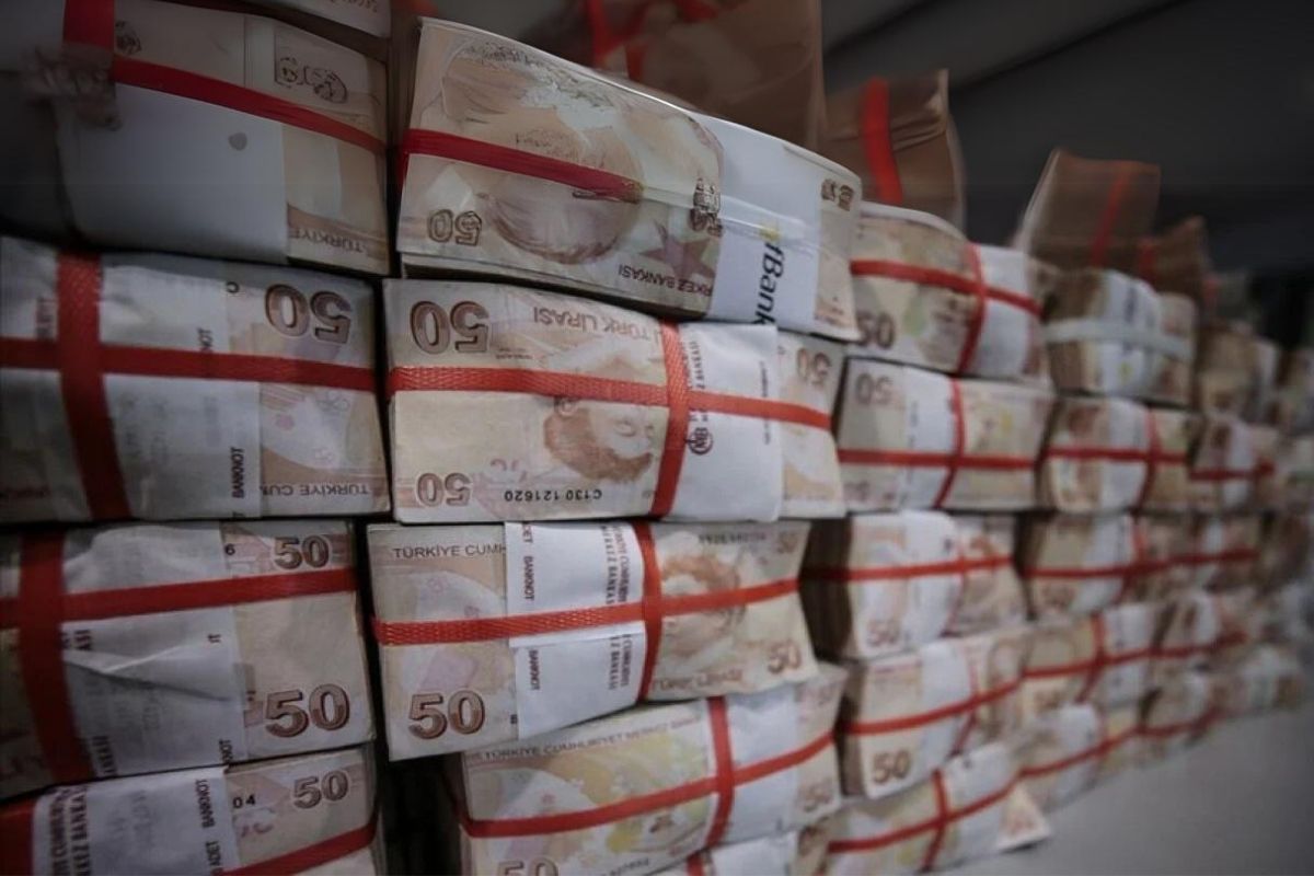 Şişecam'ın 30 milyar TL borçlanmasına onay