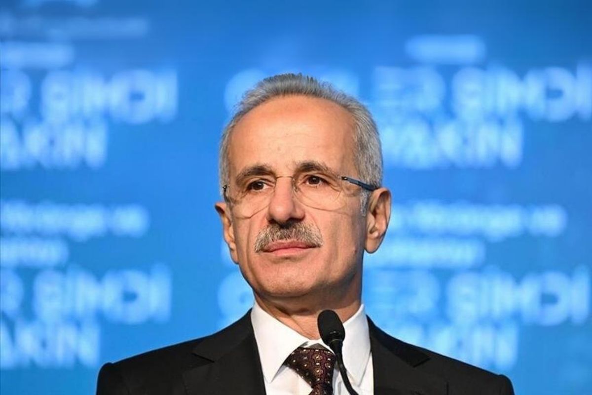 Bakan Uraloğlu: Instagram konusunda ciddi aşama kaydettik