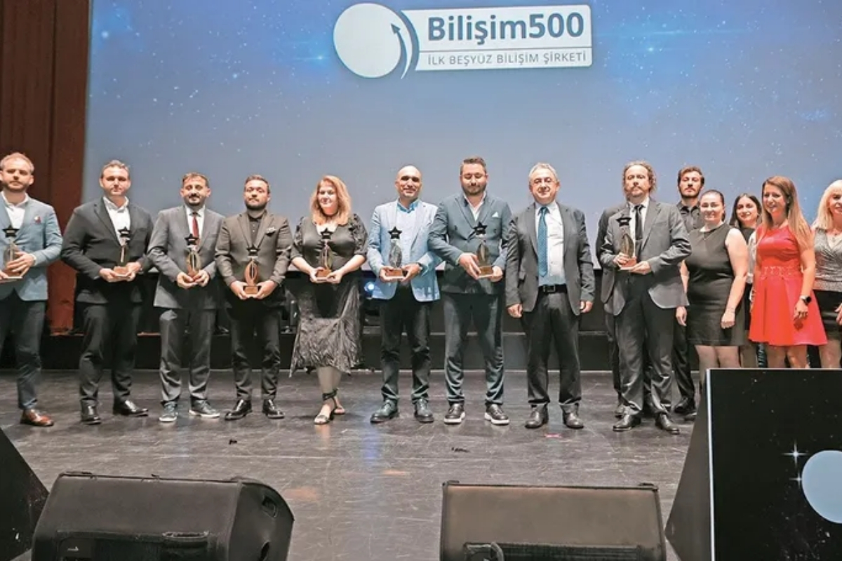 Bilişim 500’ün gelirleri 716 milyar TL’ye yükseldi