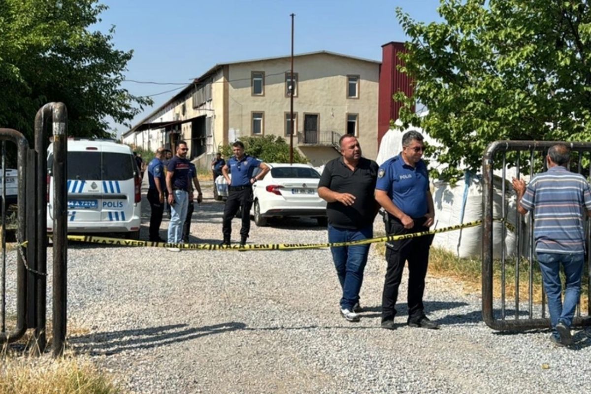 Yeniden Refah Partisi'ne cinayet şoku