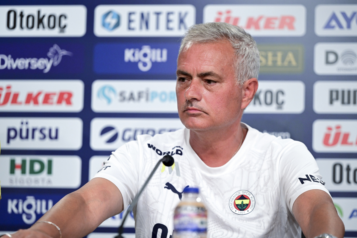 Mourinho: Şampiyonlar ligi için elimizden geleni yapacağız