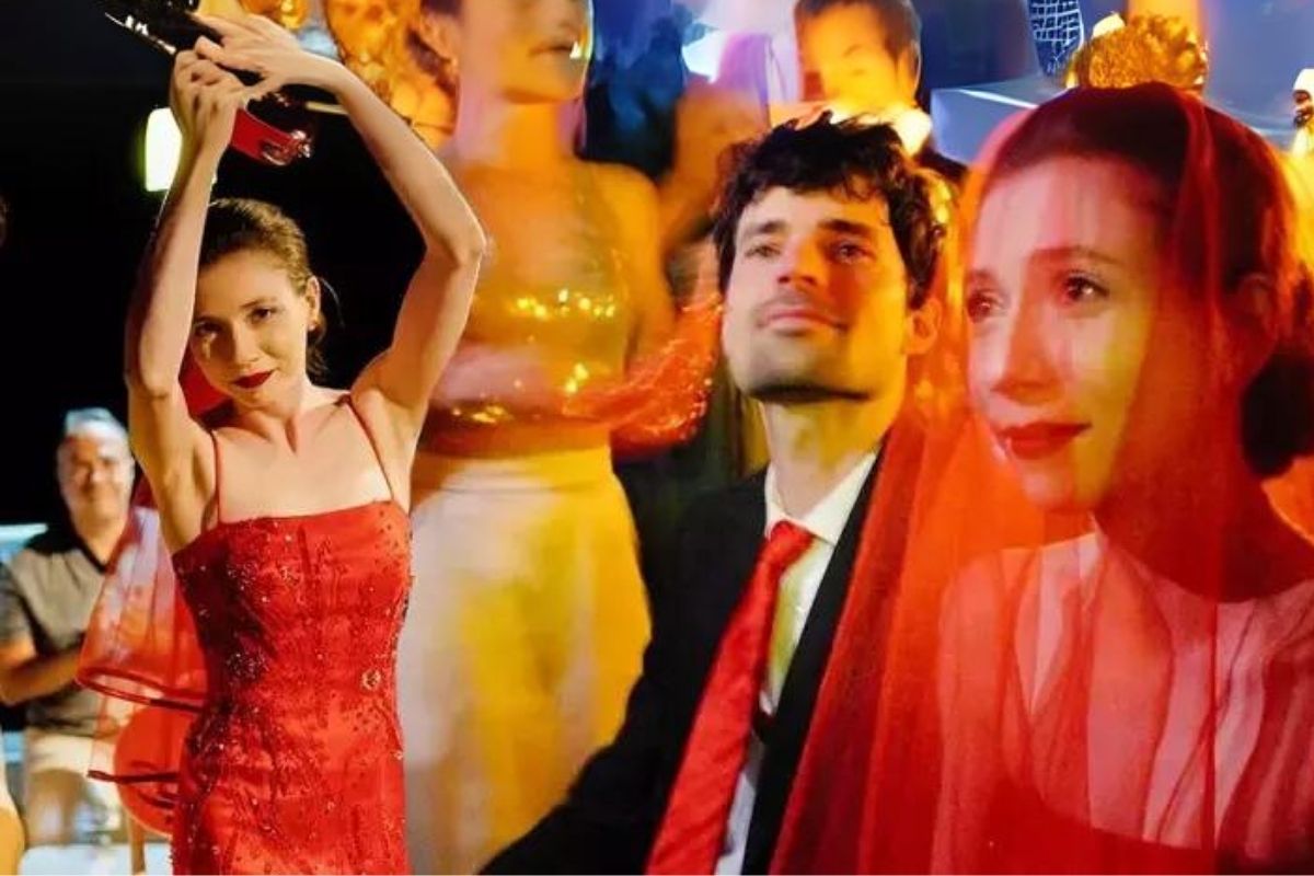 Ece Yüksel evlendi kına gecesinde coştu