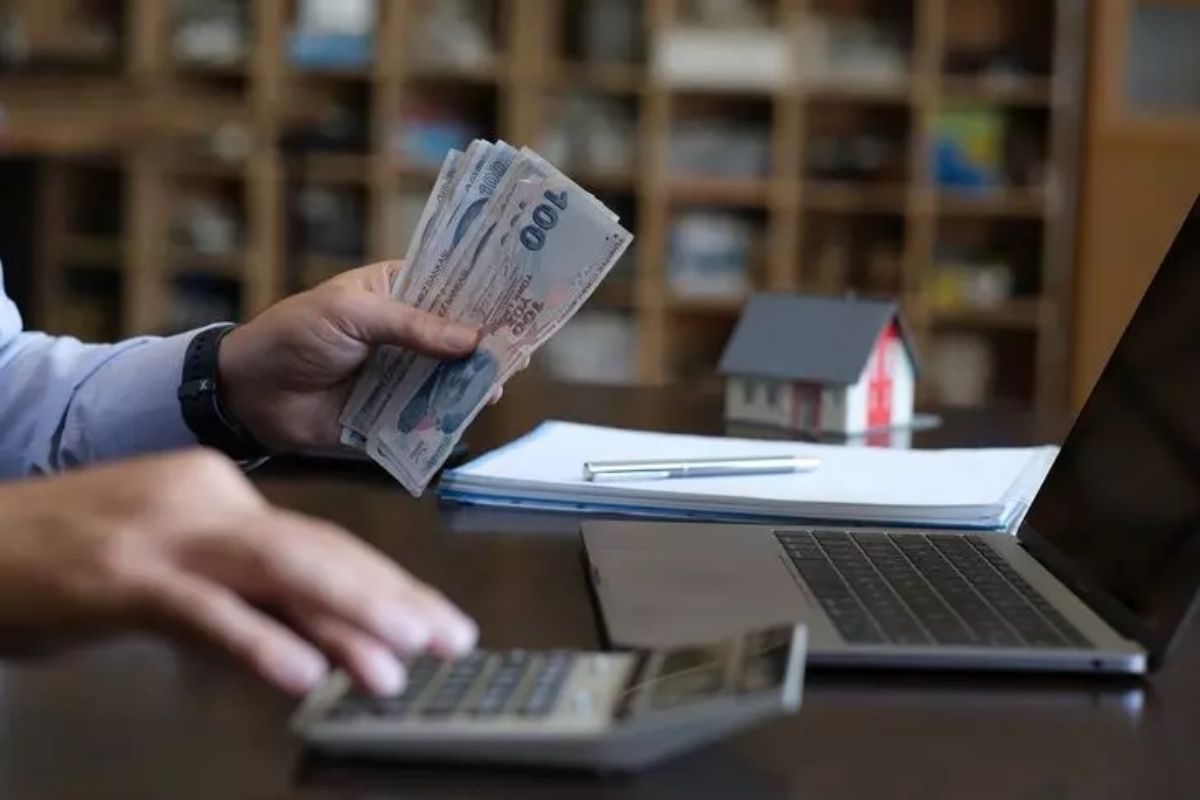 10 büyük mevduat bankasının aktif büyüklüğü sektörün yüzde 82'sini oluşturdu