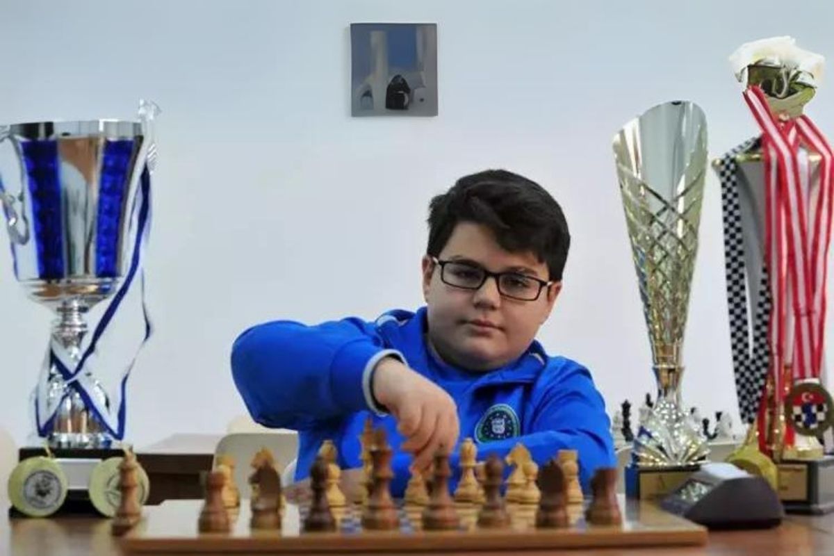 Satrançta 13 yaşındaki Yağız Kaan'ın Büyükusta unvanı onaylandı