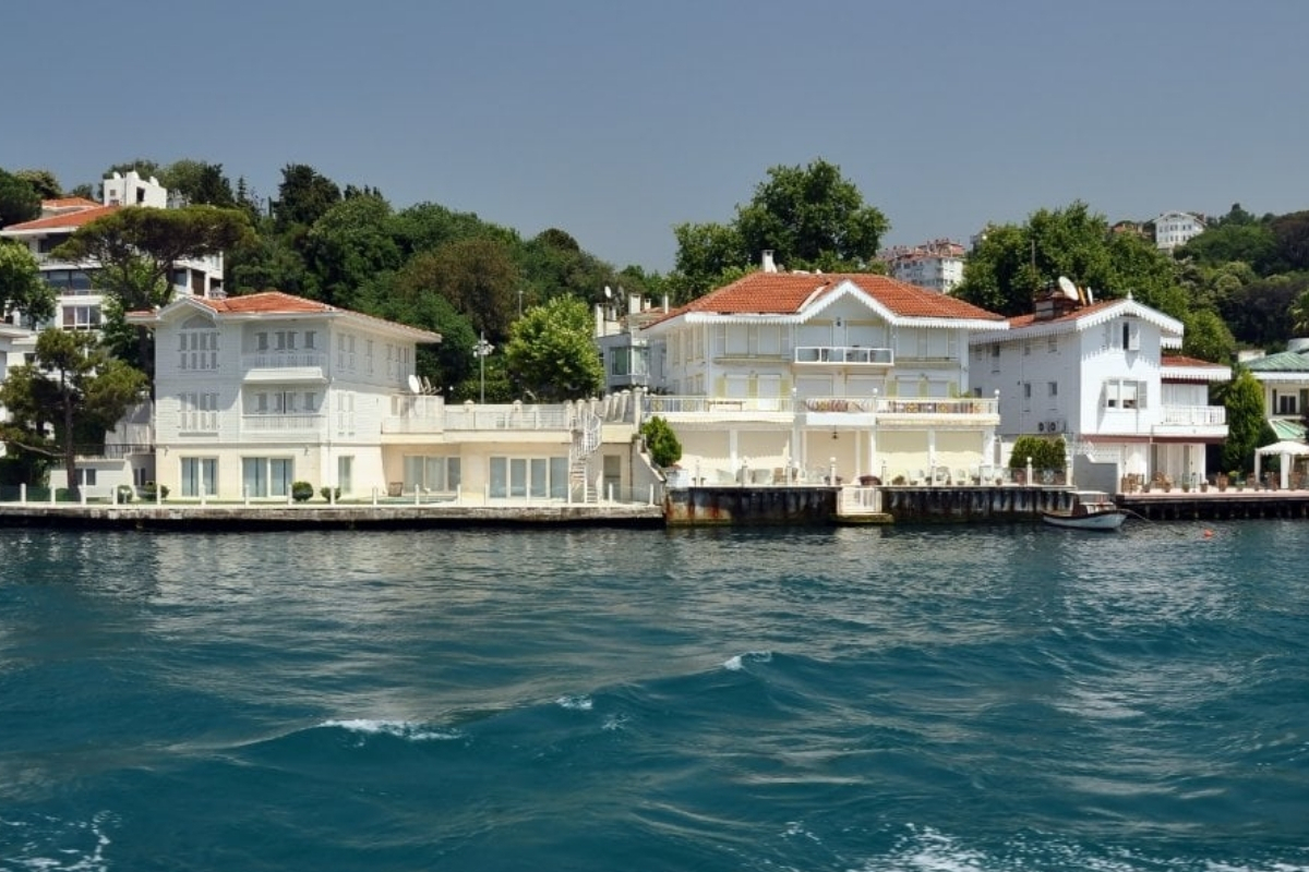 Boğaz hattında, büyük ve prestijli projelerdeki dairelerin kirası 2.5 milyon TL