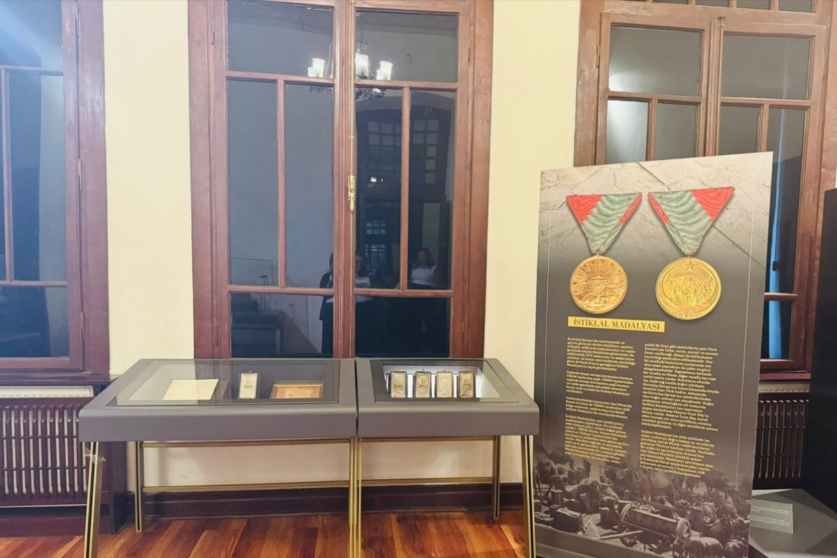 İşte Atatürk'ün İstiklal Savaşı madalyası vesikası