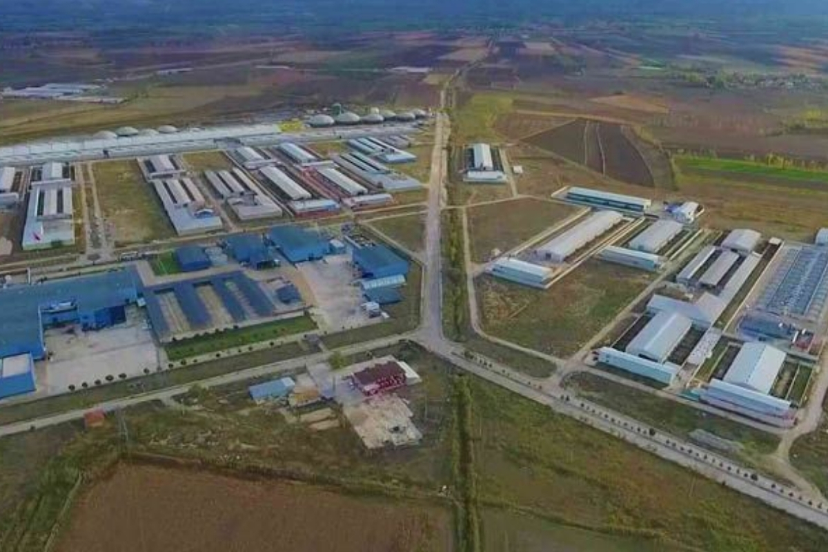 İşçi olarak başladı, iki tekstil fabrikası sahibi patron oldu