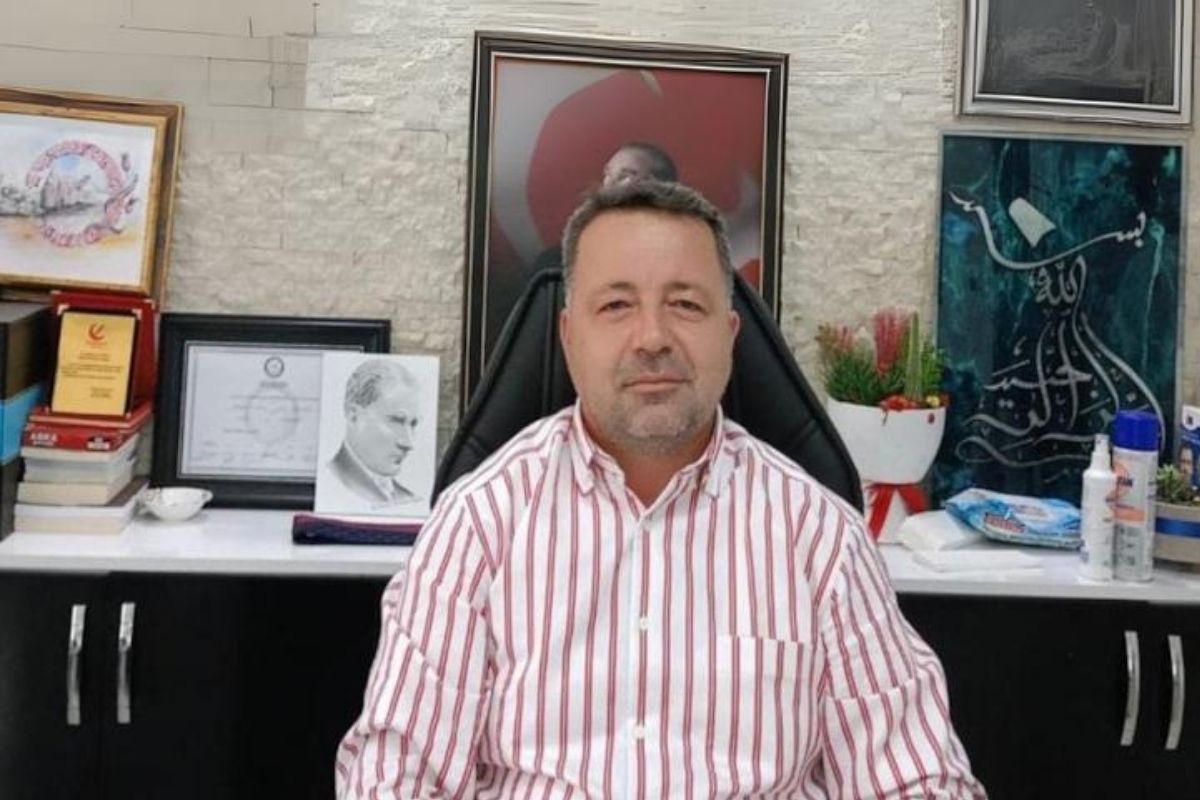 YRP'den bir başkan daha istifa etti