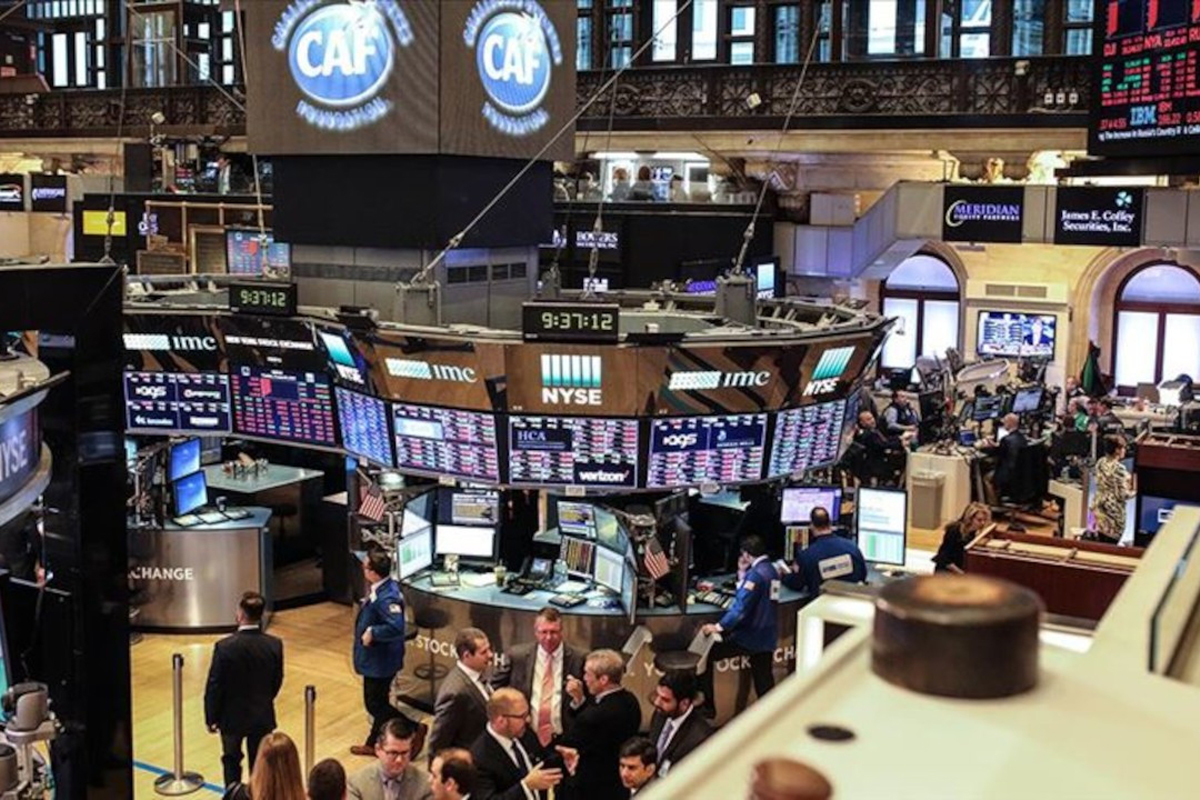 Teknoloji hisseleri düştü; Resesyon endişeleri gölgesinde New York borsası sert düşüşle kapandı