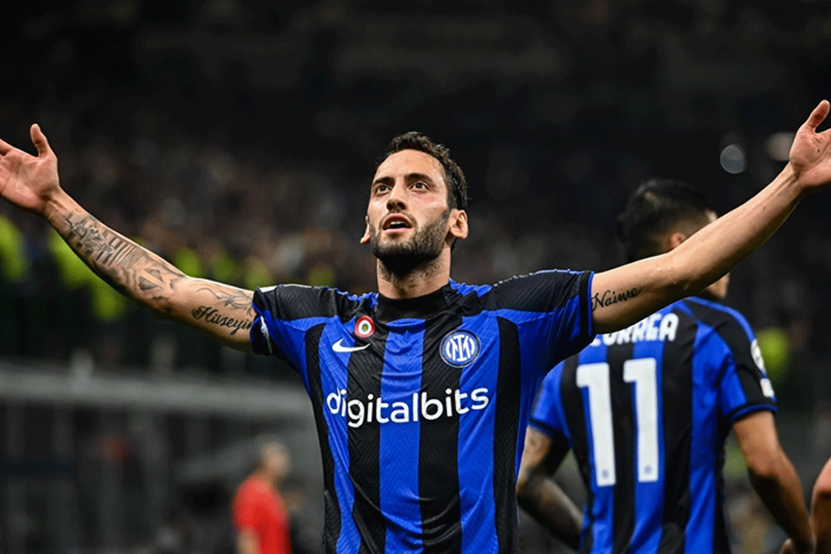 Hakan Çalhanoğlu, Ballon d'Or ödülüne aday gösterildi