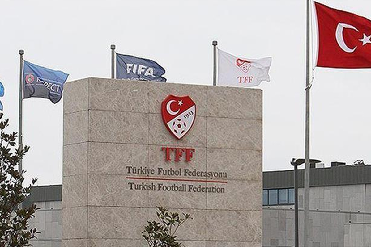PFDK’dan Galatasaray, Trabzonspor ve Adana Demirspor'a para cezası
