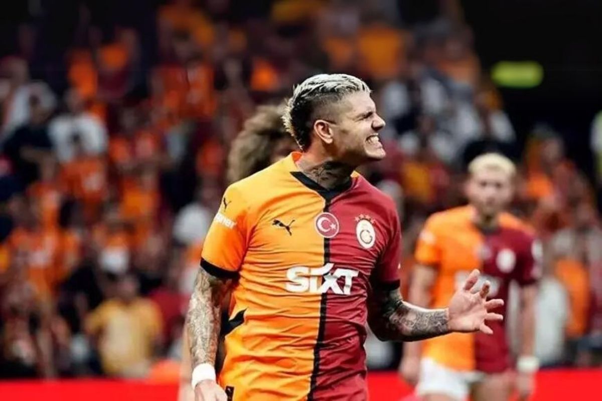 Galatasaray'da İcardi'den kötü haber