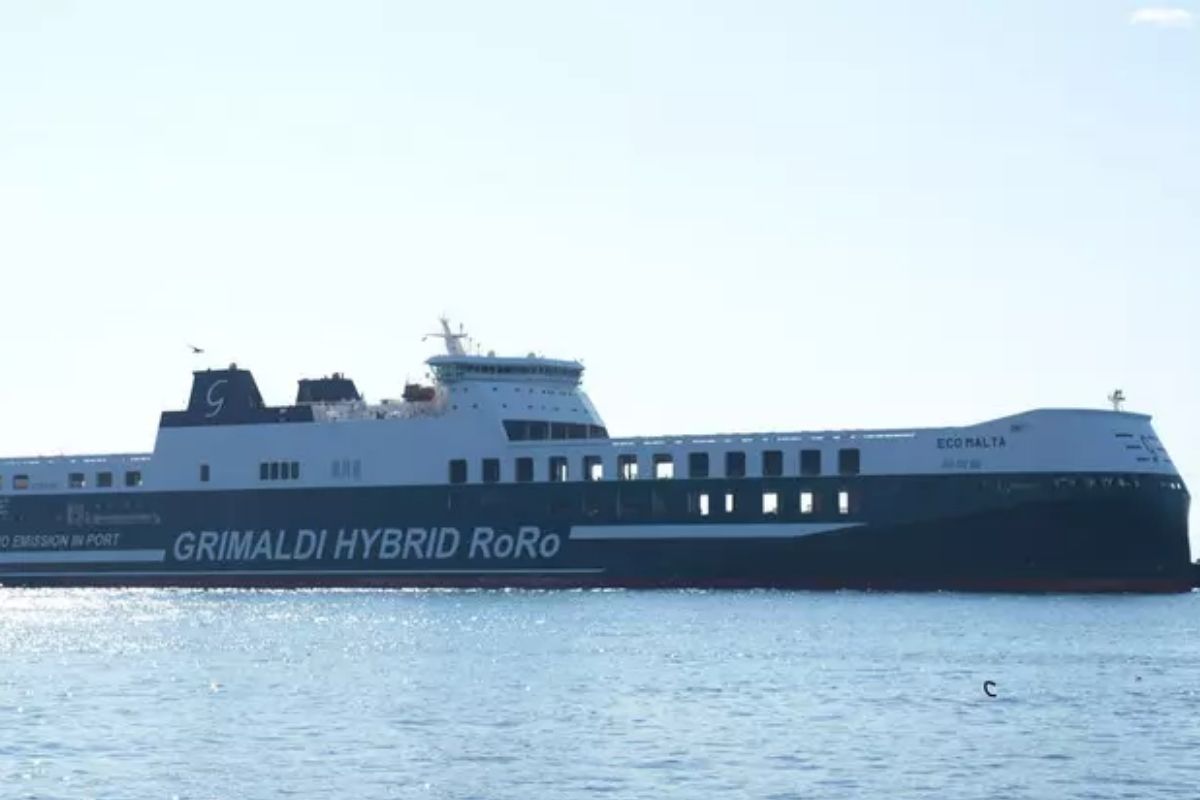 Akçansa'dan İtalya'ya direkt Ro-Ro seferleri başladı