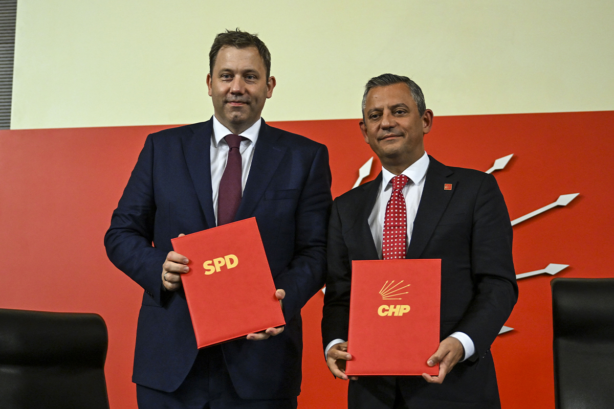 CHP ile Alman SDP arasında "Siyasi İşbirliği" mutabakatı imzalandı