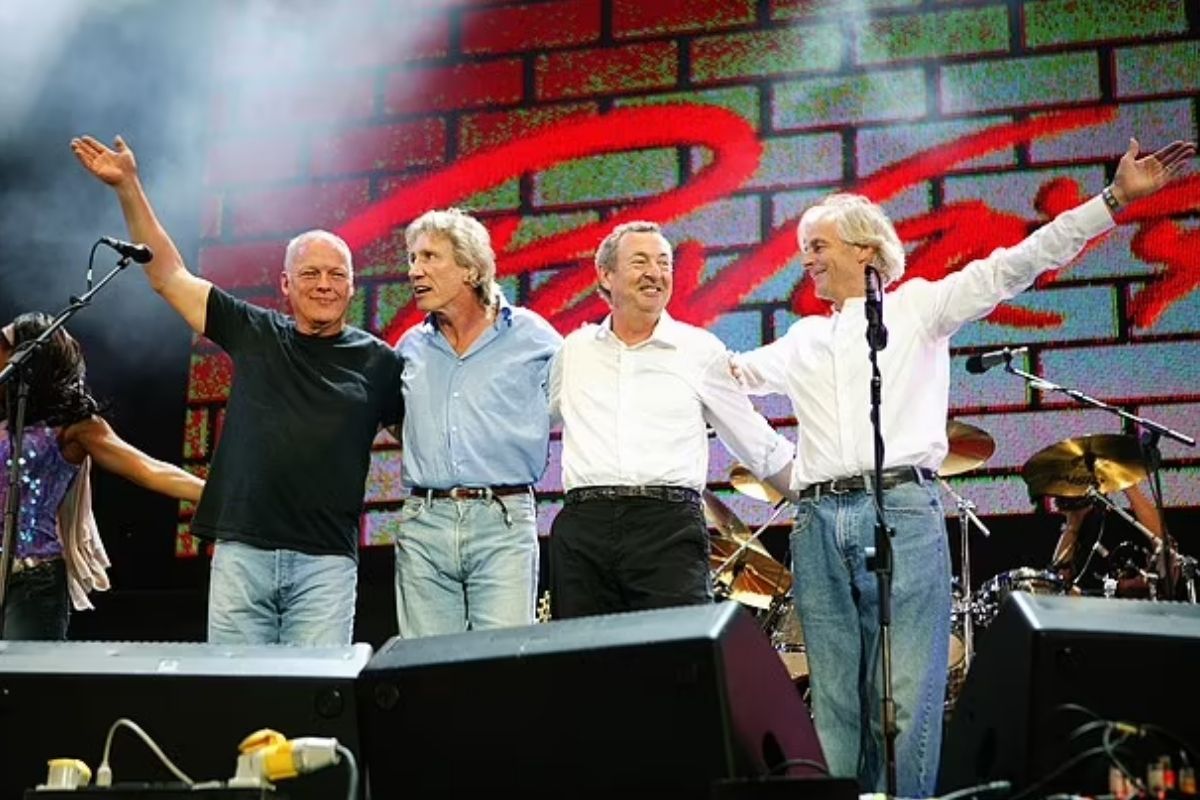 Pink Floyd, ikonik şarkılarının haklarını 400 milyon dolara Sony'e sattı