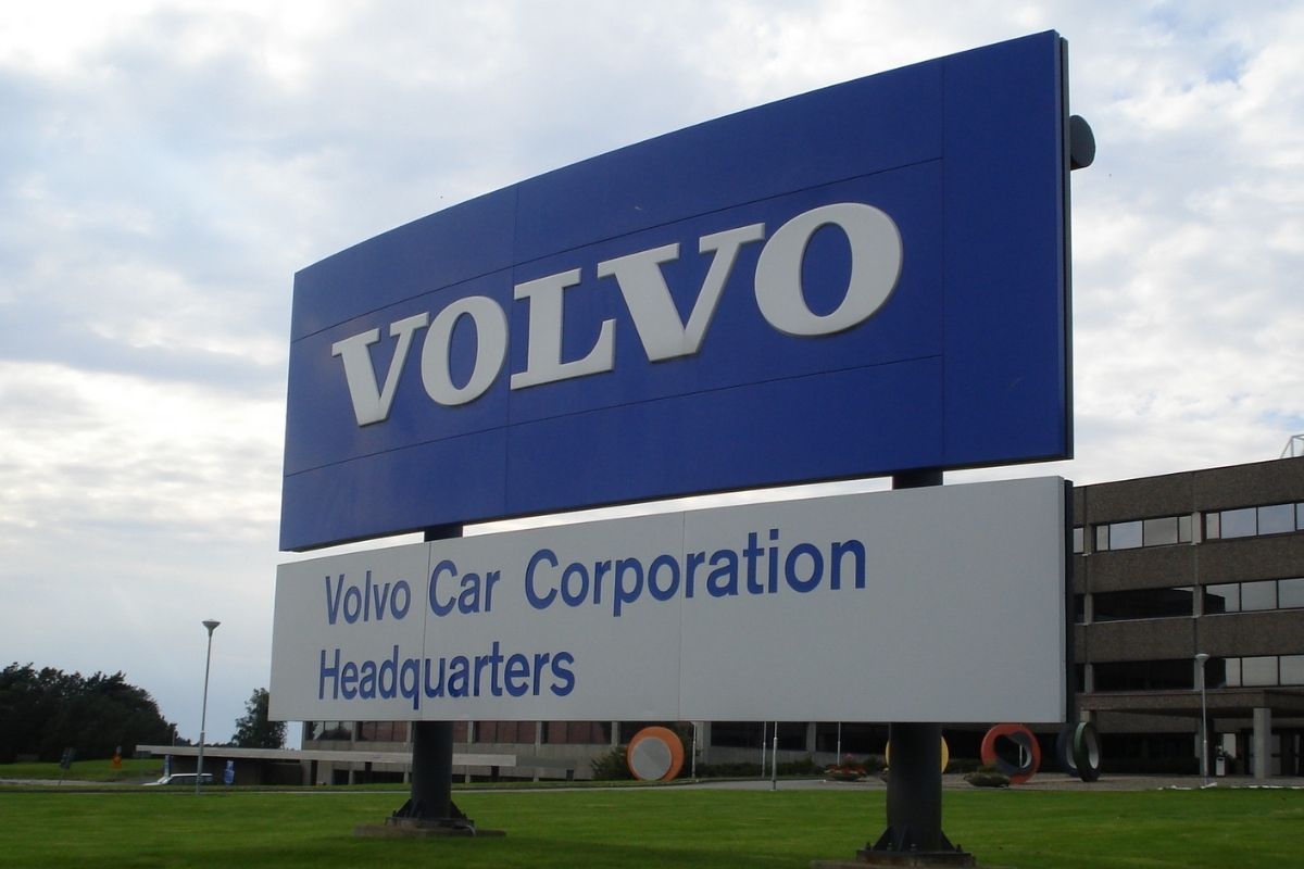 Volvo’nun elektrikli araçlarına talep azaldı; CEO yardımcısı istifa edecek