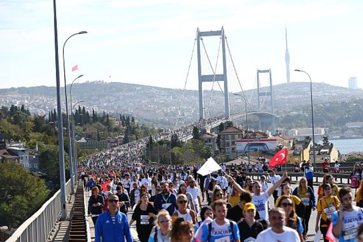 Asya ve Avrupa’yı birleştiren İstanbul Maratonu’nda 46. yıl
