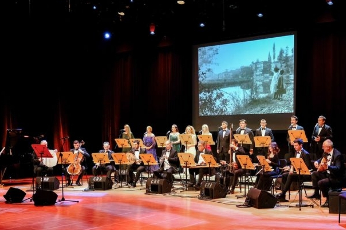 Atatürk’ün sevdiği şarkılar Cemal Reşit Rey (CRR) Konser Salonu’nda