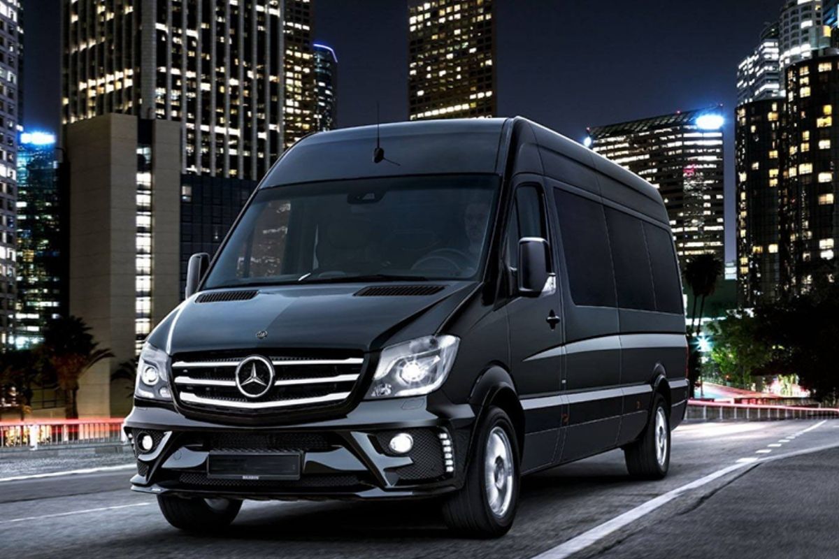 Mercedes'in elektrikli Sprinter'i Türkiye yollarına çıkıyor