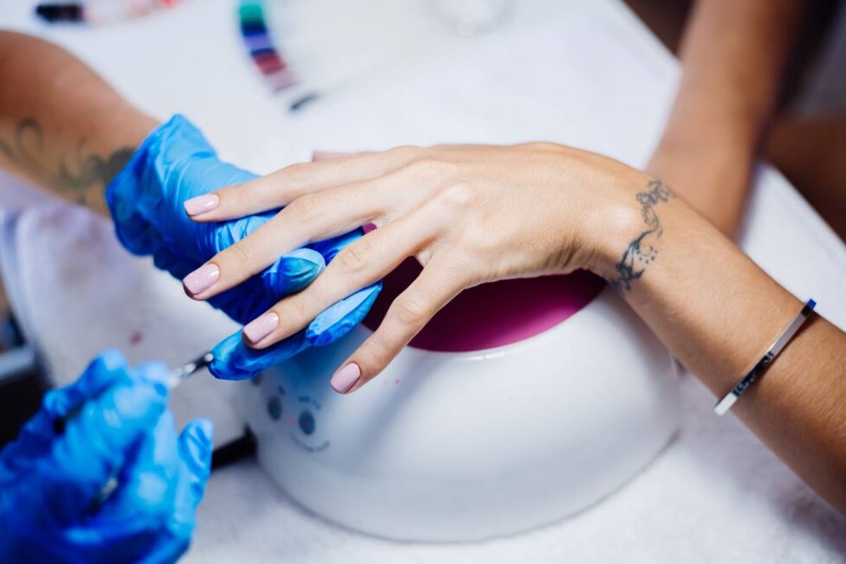 Jel tırnak ve kalıcı oje uygulamalarında kanser tehlikesi