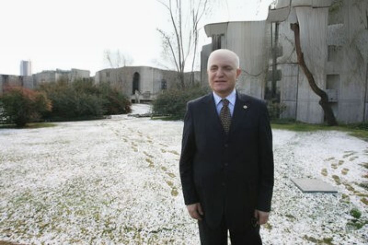 Eski milletvekili emekli Tümgeneral Kamil Erdal Sipahi intihara teşebbüs etti