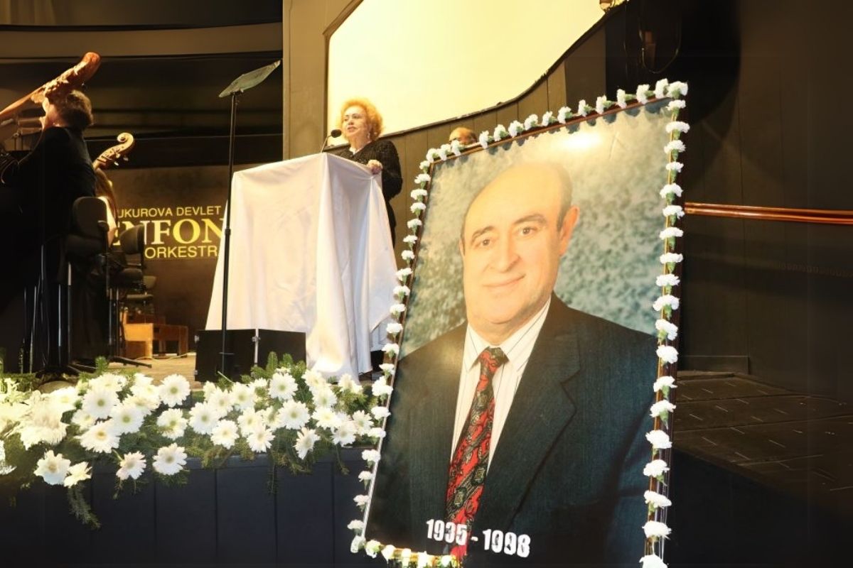 Sabancı Ailesi, Hacı Sabancı'yı ölümünün 24'üncü yılında da unutmadı
