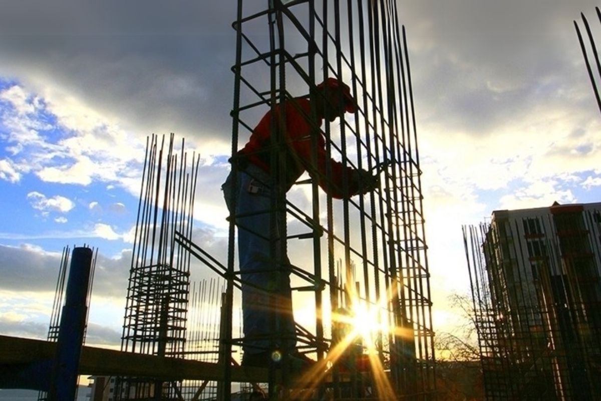 Türkiye ekonomisi 2024 yılı üçüncü çeyreğinde sanayide küçüldü, inşaatta büyüdü