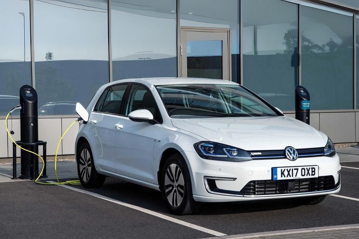 Volkswagen dokuzuncu nesil Golf’ü 2029’da piyasaya sürecek