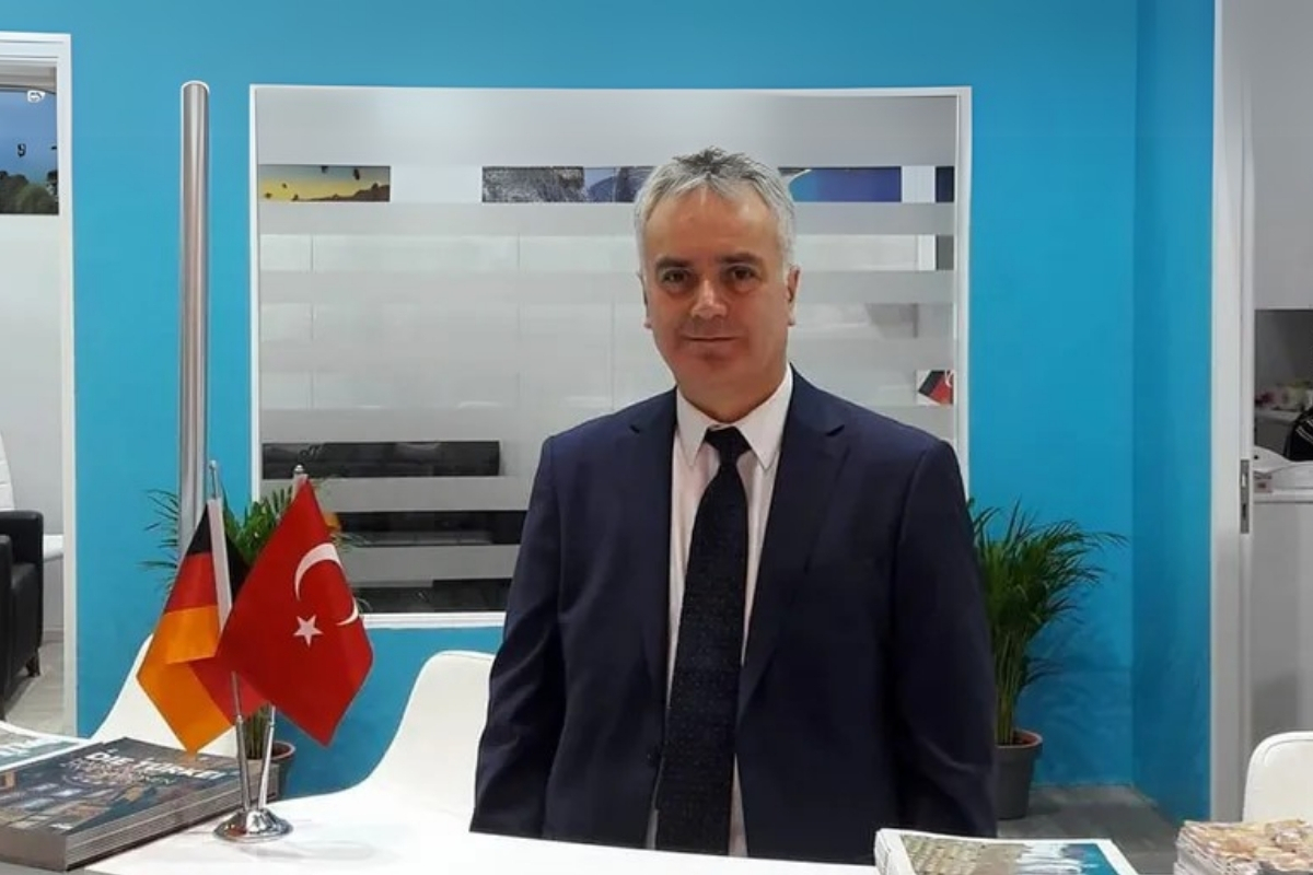 İstanbul Rehberler Odası seçim heyecanında dikkat çeken isim eski ateşe Ercan Önder oldu