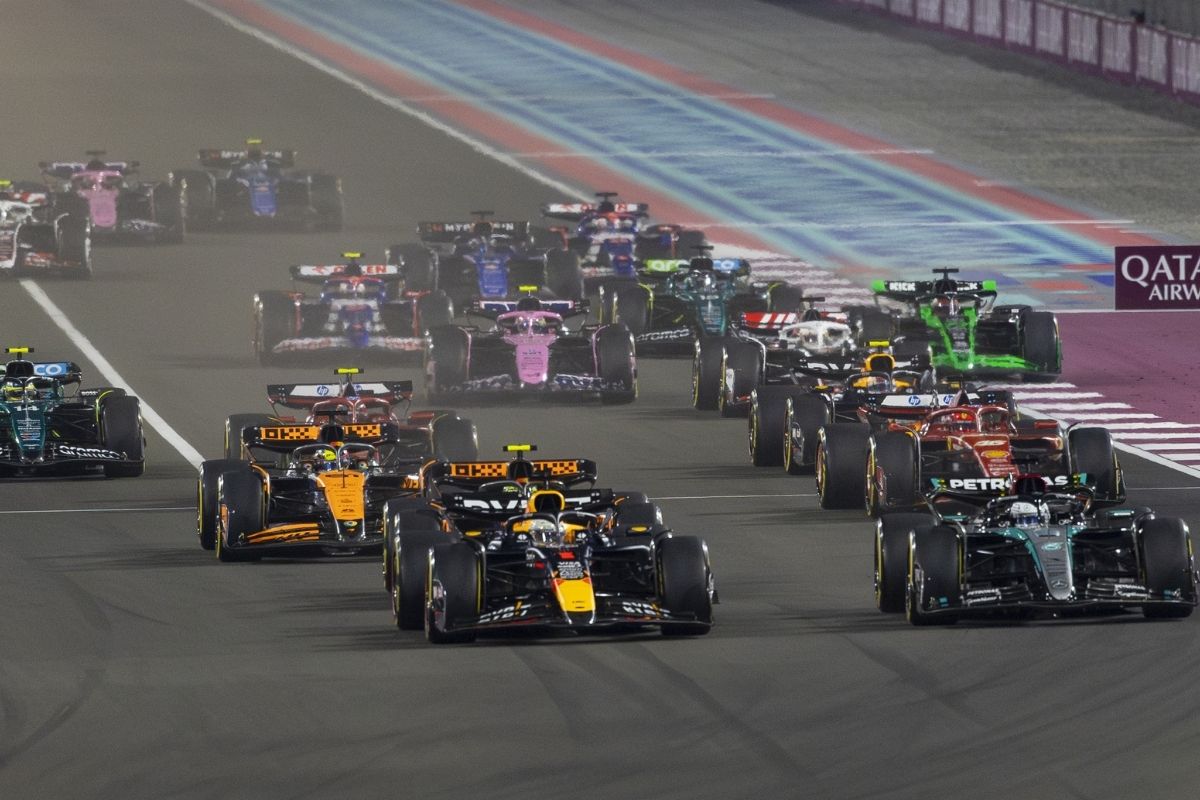 Formula 1 Dünya Şampiyonası'nın 24'üncü ve son ayağı Abu Dabi'de olacak