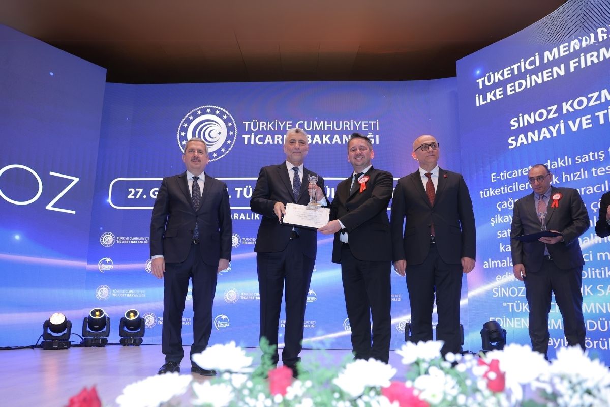 Sinoz Kozmetik’e ‘Tüketici Memnuniyetini İlke Edinen Firma’ ödülü