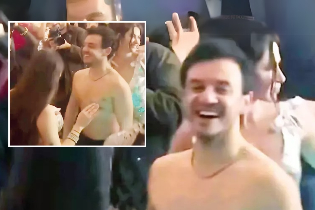 Oyuncu Nesrin Cavadzade ve şarkıcı Buray ev partisinde coştu