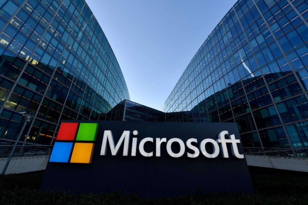 Microsoft bazı departmanlarda performansa dayalı işten çıkarma yapacak