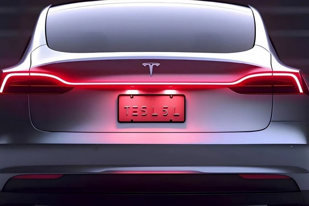 Tesla'da kısa devre sorunu! Yaklaşık 240 bin araç geri çağırıldı