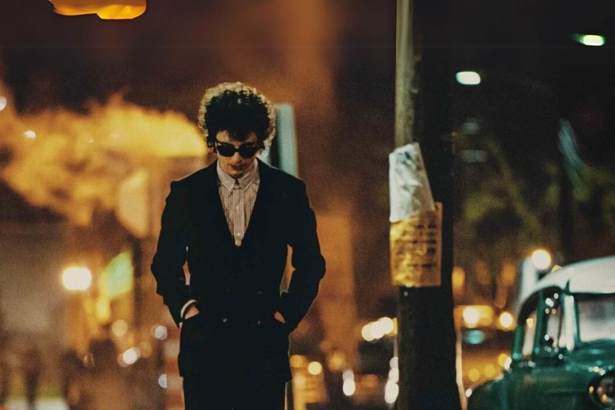 Bob Dylan’ın New York’a gelişiyle başlayan hikâye, 1965’deki Newport Folk Festival’e doğru uzanıyor... İşte Bob Dylan Bilinmezi